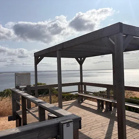 Vista Pro Mar Daire Lagos